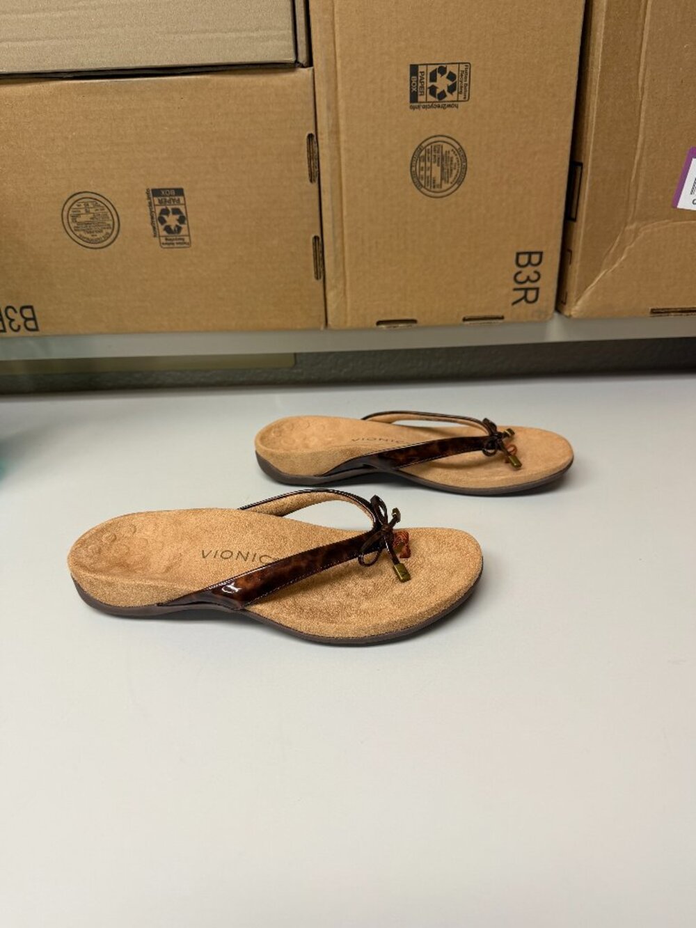 Vionic Bella Sandals - Tortoise - size 9.5 wide